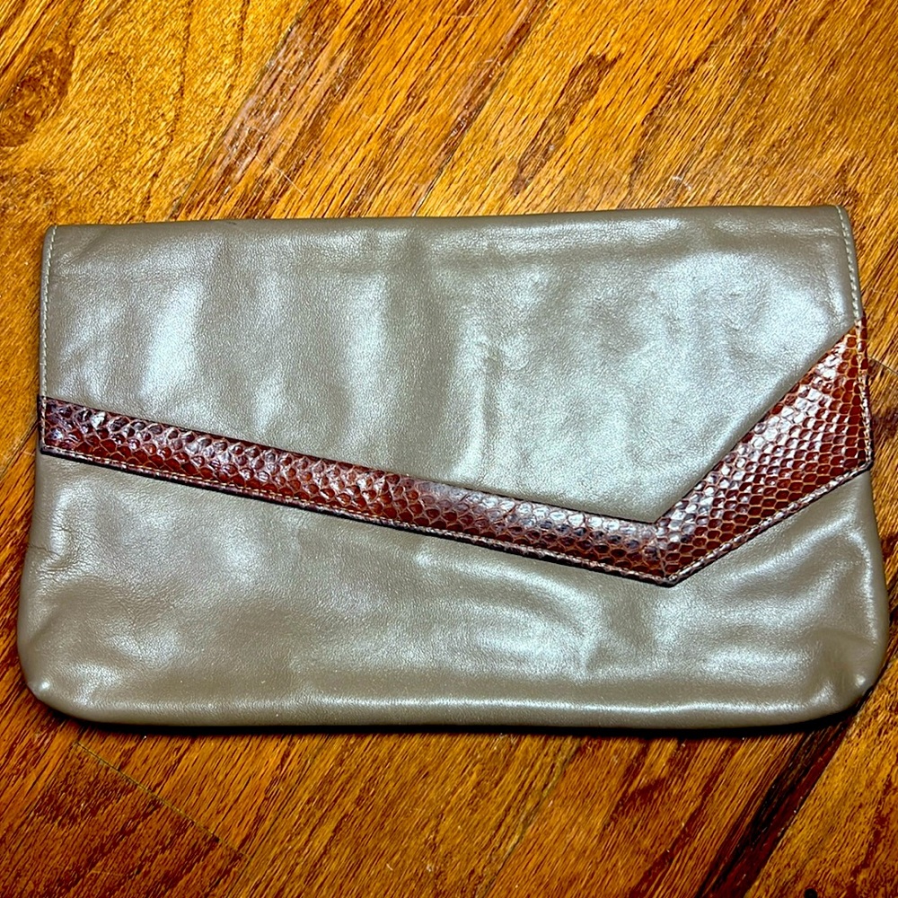 Vintage clutch purse